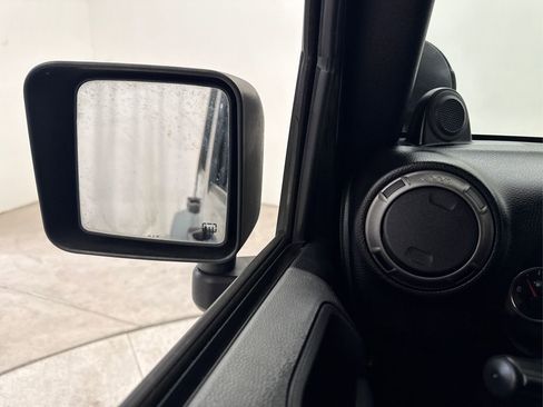 Used 2011 Jeep Wrangler Unlimited Sport image 37