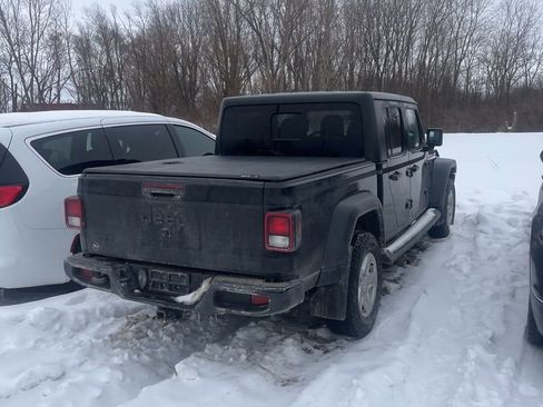 Used 2020 Jeep Gladiator Sport w/ Quick Order Package 24S image 9