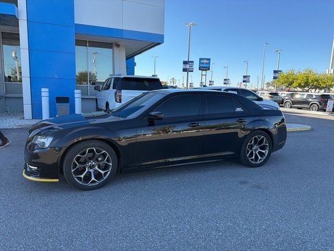 Used 2017 Chrysler 300 S w/ S Model Appearance Package image 8