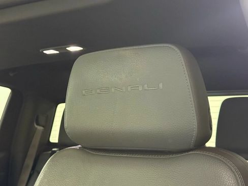 Used 2021 GMC Sierra 1500 Denali w/ LPO, GMC Protection Package AWD/4WD image 23