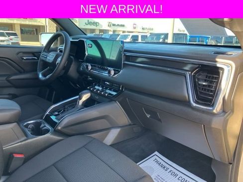 Used 2024 GMC Canyon Elevation w/ Convenience Package image 11