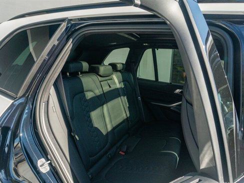 Used 2025 BMW X5 M Competition w/ Executive Package image 54