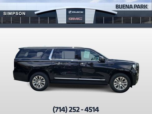Used 2024 GMC Yukon XL Denali AWD/4WD image 9