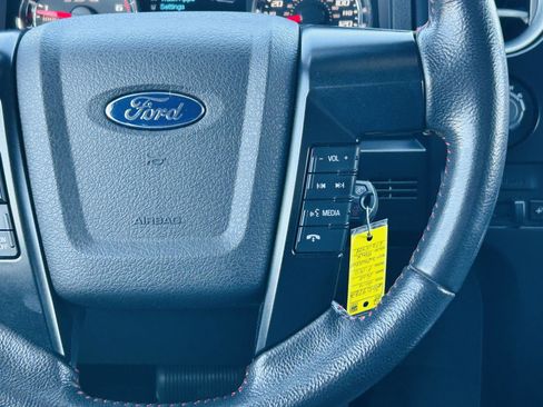 Used 2014 Ford F150 FX4 w/ Equipment Group 402A Luxury image 17