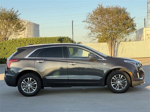 Certified 2021 Cadillac XT5 Premium Luxury w/ LPO, Floor Liner Package image 3