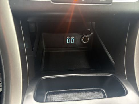 Certified 2019 Ford Fusion SE image 36