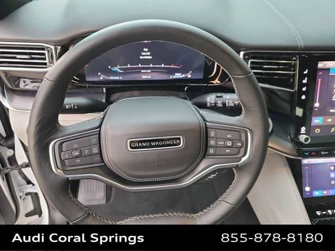 Used 2026 Jeep Grand Wagoneer Summit w/ Premium Group III AWD/4WD image 23