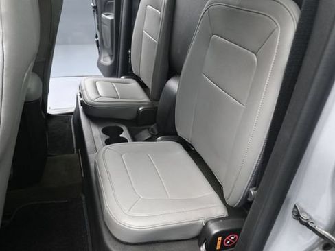 Used 2016 Chevrolet Colorado W/T w/ WT Convenience Package RWD image 16