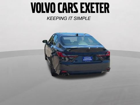 Used 2025 Toyota Camry XSE AWD/4WD image 9