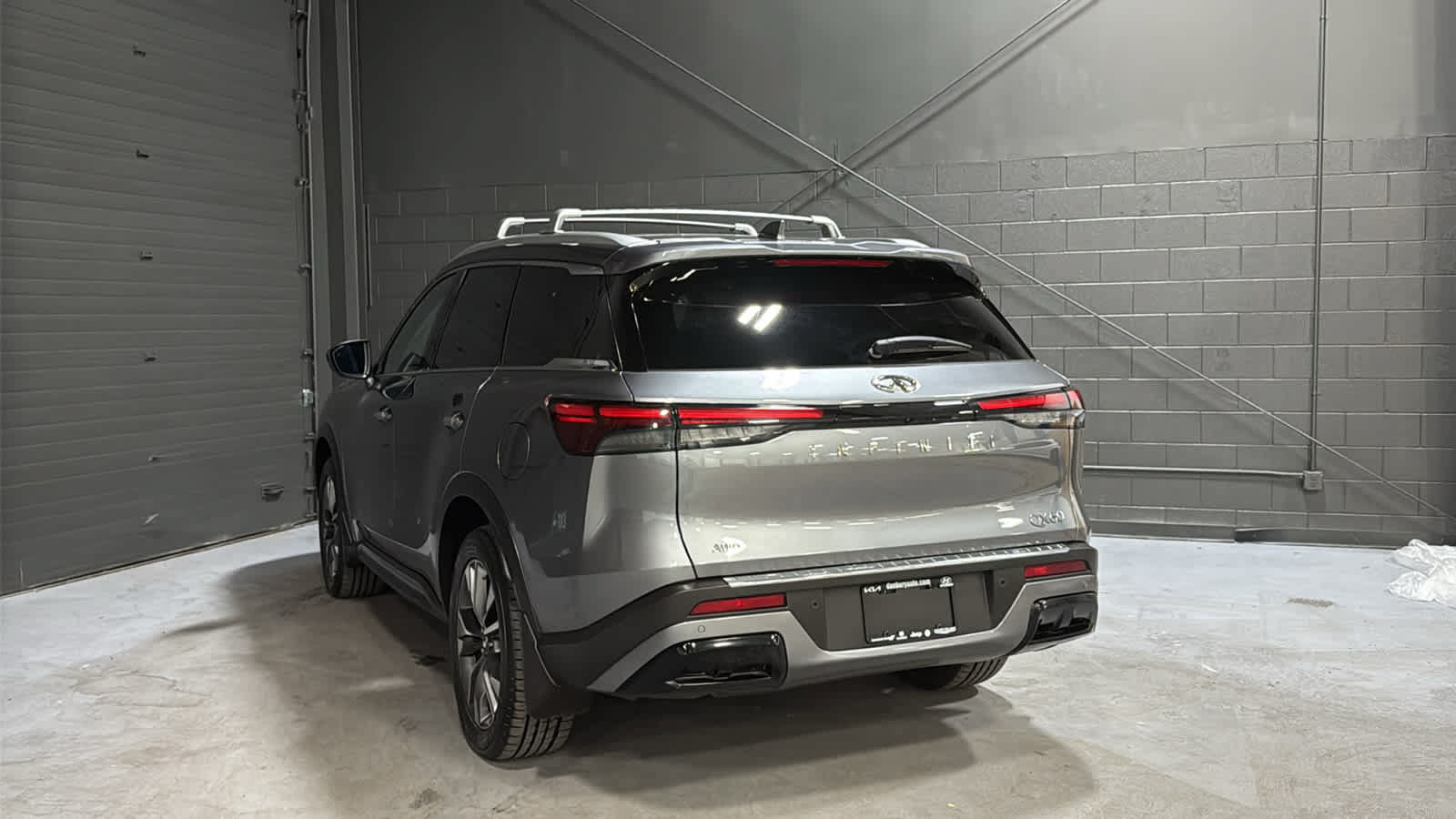 Used 2023 INFINITI QX60 Luxe w/ Cargo Package AWD/4WD image 6