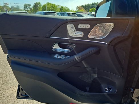 New 2026 Mercedes-Benz GLS 450 4MATIC image 28