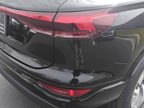 Certified 2025 Audi Q6 e-tron Premium Plus image 8