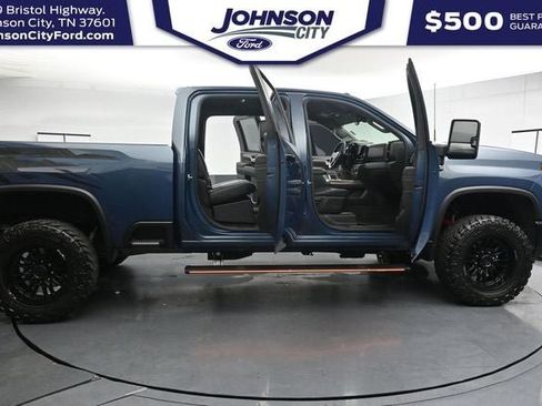 Used 2026 Chevrolet Silverado 2500 LT w/ Trail Boss Package AWD/4WD image 36