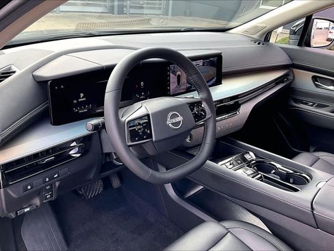 Certified 2025 Nissan Murano SL image 17