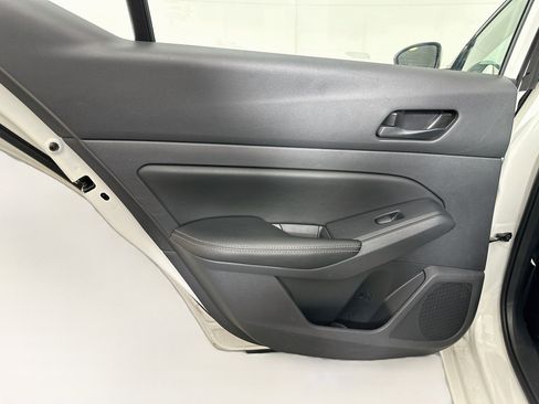 Used 2025 Nissan Altima 2.5 SV FWD image 25