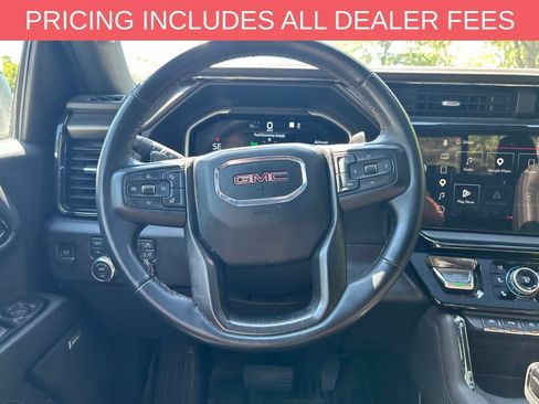 Used 2023 GMC Sierra 1500 AT4 w/ AT4 Preferred Package AWD/4WD image 14