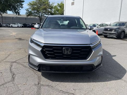 Used 2023 Honda CR-V LX image 2