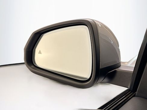 Used 2025 BMW X1 xDrive28i image 16