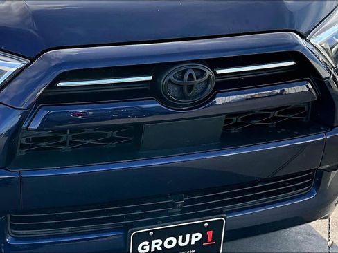 Used 2022 Toyota 4Runner TRD Sport w/ Technology Package image 30