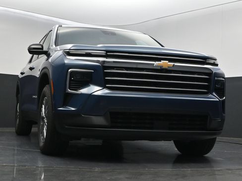 Certified 2026 Chevrolet Traverse LT w/ Enhanced Driving Package FWD image 43