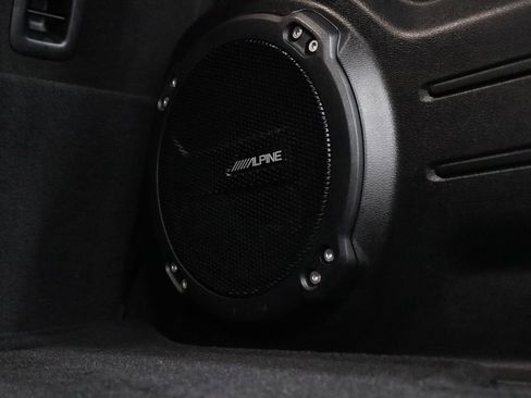 Used 2018 Jeep Wrangler Unlimited Rubicon AWD/4WD image 31