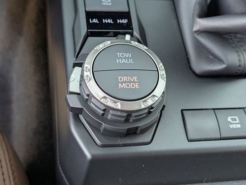 New 2026 Toyota 4Runner Limited image 16