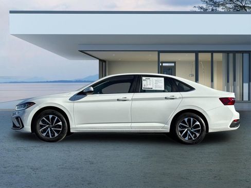 Used 2025 Volkswagen Jetta S image 7