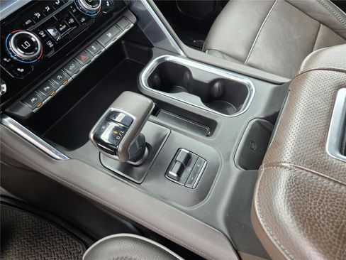 Used 2022 GMC Sierra 1500 Denali w/ Denali Reserve Package RWD image 18
