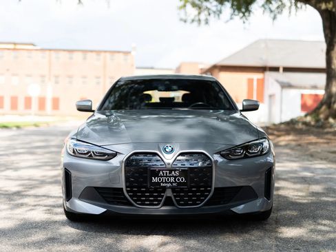 Used 2024 BMW i4 eDrive40 w/ Convenience Package RWD image 5