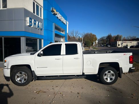 Used 2016 Chevrolet Silverado 1500 LT image 1