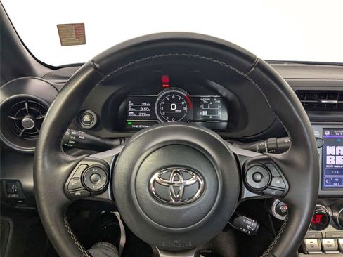Used 2024 Toyota GR86 Premium RWD image 15