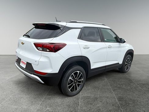 New 2026 Chevrolet TrailBlazer LT w/ Convenience Package AWD/4WD image 5