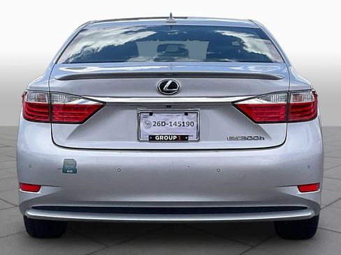 Used 2013 Lexus ES 300h w/ Premium Pkg FWD image 4