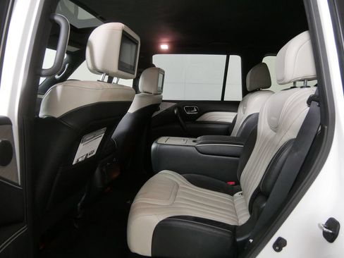 Used 2019 INFINITI QX80 Limited w/ All-Season Package AWD/4WD image 21