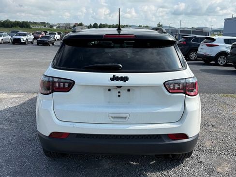 Used 2021 Jeep Compass Latitude FWD image 18