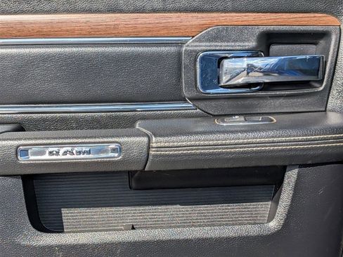 Used 2016 RAM 2500 Laramie w/ Convenience Group image 27