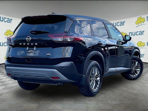 Used 2023 Nissan Rogue S AWD/4WD image 6
