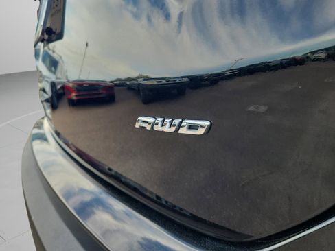 Used 2024 Ford Edge SEL image 37