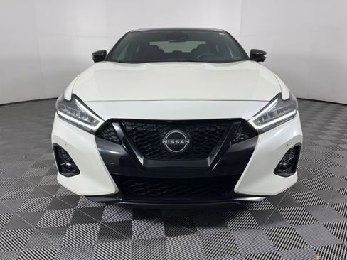 Used 2023 Nissan Maxima SR w/ Sport Mat Group FWD image 5
