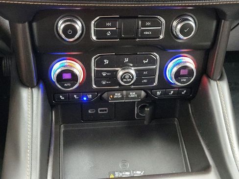 Certified 2021 GMC Yukon AT4 image 15