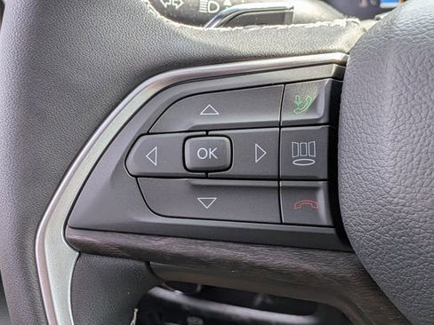 New 2026 Jeep Grand Cherokee Altitude AWD/4WD image 27