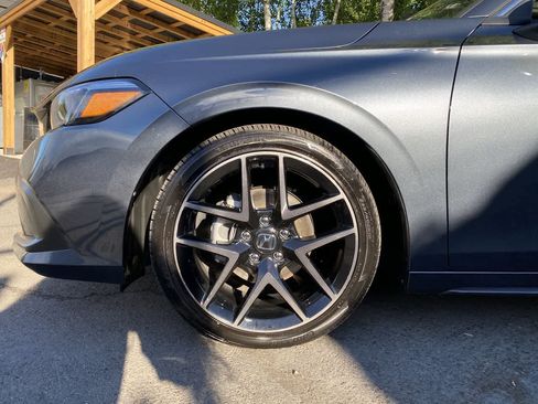 Used 2022 Honda Civic Sport Touring image 12