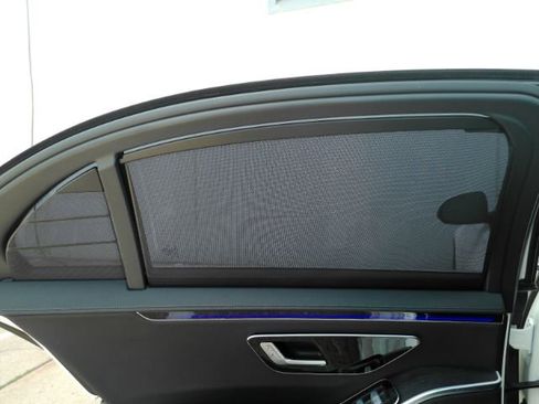 Used 2022 Mercedes-Benz S 500 4MATIC w/ AMG Line Package image 20