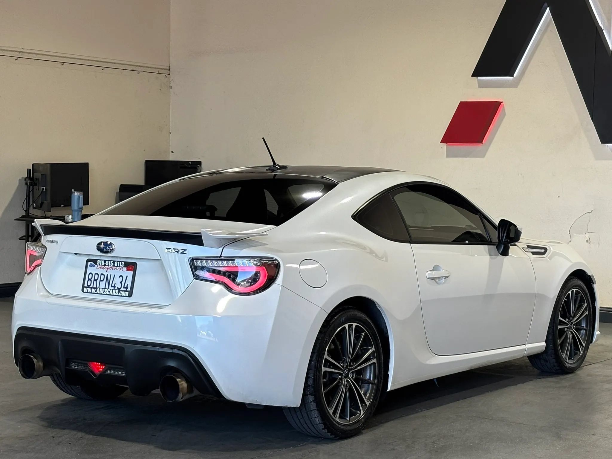 Used 2014 Subaru BRZ Limited w/ Popular Package #1B RWD image 4
