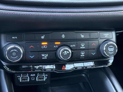 Used 2022 Dodge Durango R/T w/ Blacktop Package image 5