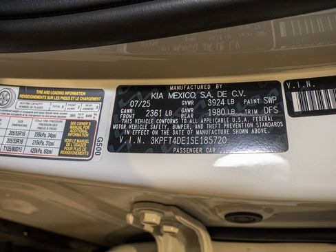 New 2025 Kia K4 LXS image 19