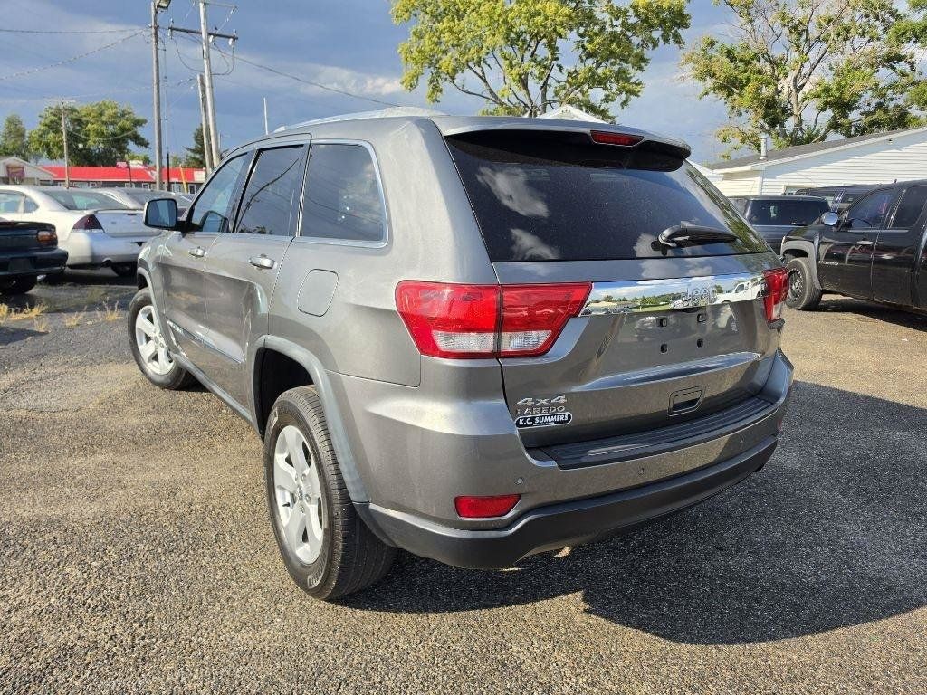 Used 2012 Jeep Grand Cherokee Laredo AWD/4WD image 7