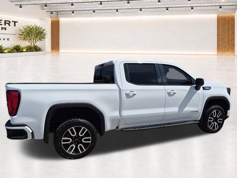 Used 2025 GMC Sierra 1500 AT4 w/ AT4 Premium Package AWD/4WD image 13