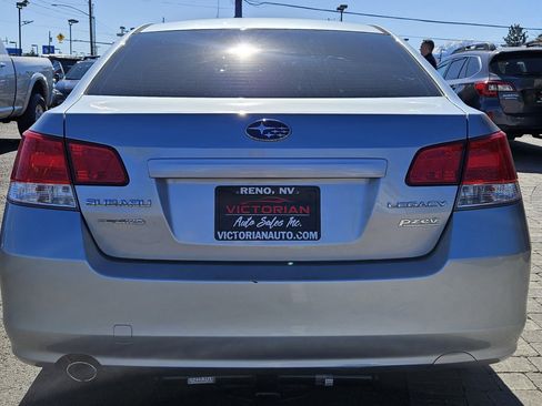 Used 2013 Subaru Legacy 2.5i Premium w/ All-Weather Pkg image 7