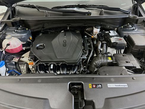 Used 2024 Kia Sportage LX image 33